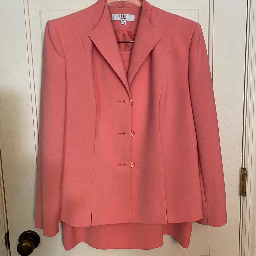 Le Suit Skirt Suit. 3 Button Front.